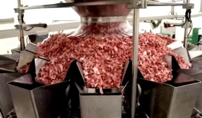 Kockára vágott sonka