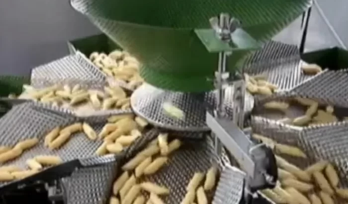 Friss tészta makaróni